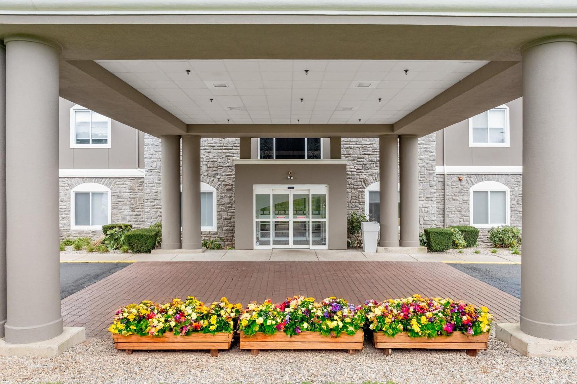 Holiday Inn Express Hartford-Newington By Ihg Luaran gambar